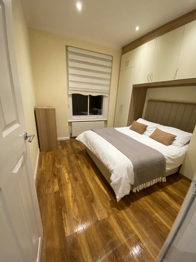 Apartament Stunning 2 Bed Flat In Ladbroke Grove Londyn Zewnętrze zdjęcie