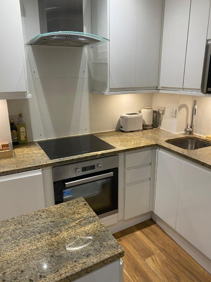 Apartament Stunning 2 Bed Flat In Ladbroke Grove Londyn Zewnętrze zdjęcie
